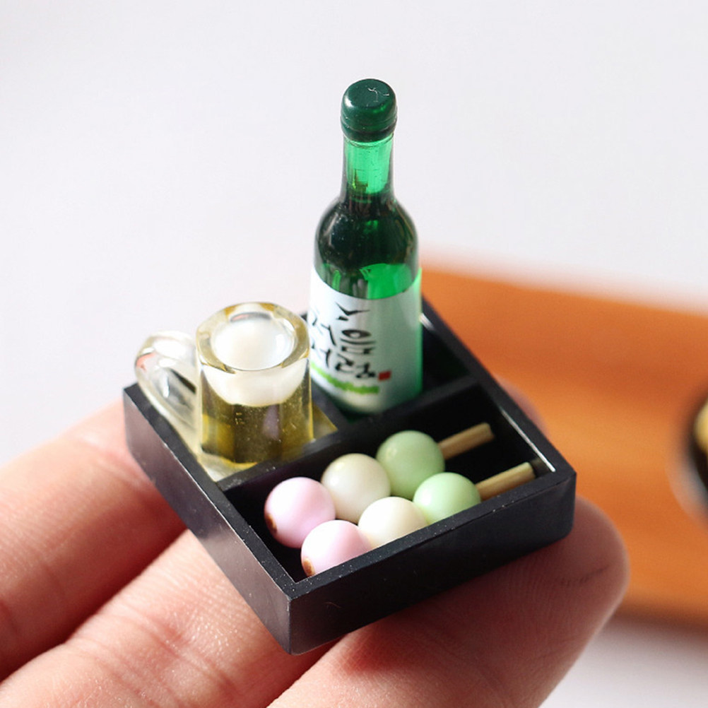 Japanese Food Lifestyle - Conjunto Decorativo Realista de Mini Sushi